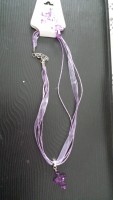 Collier violet